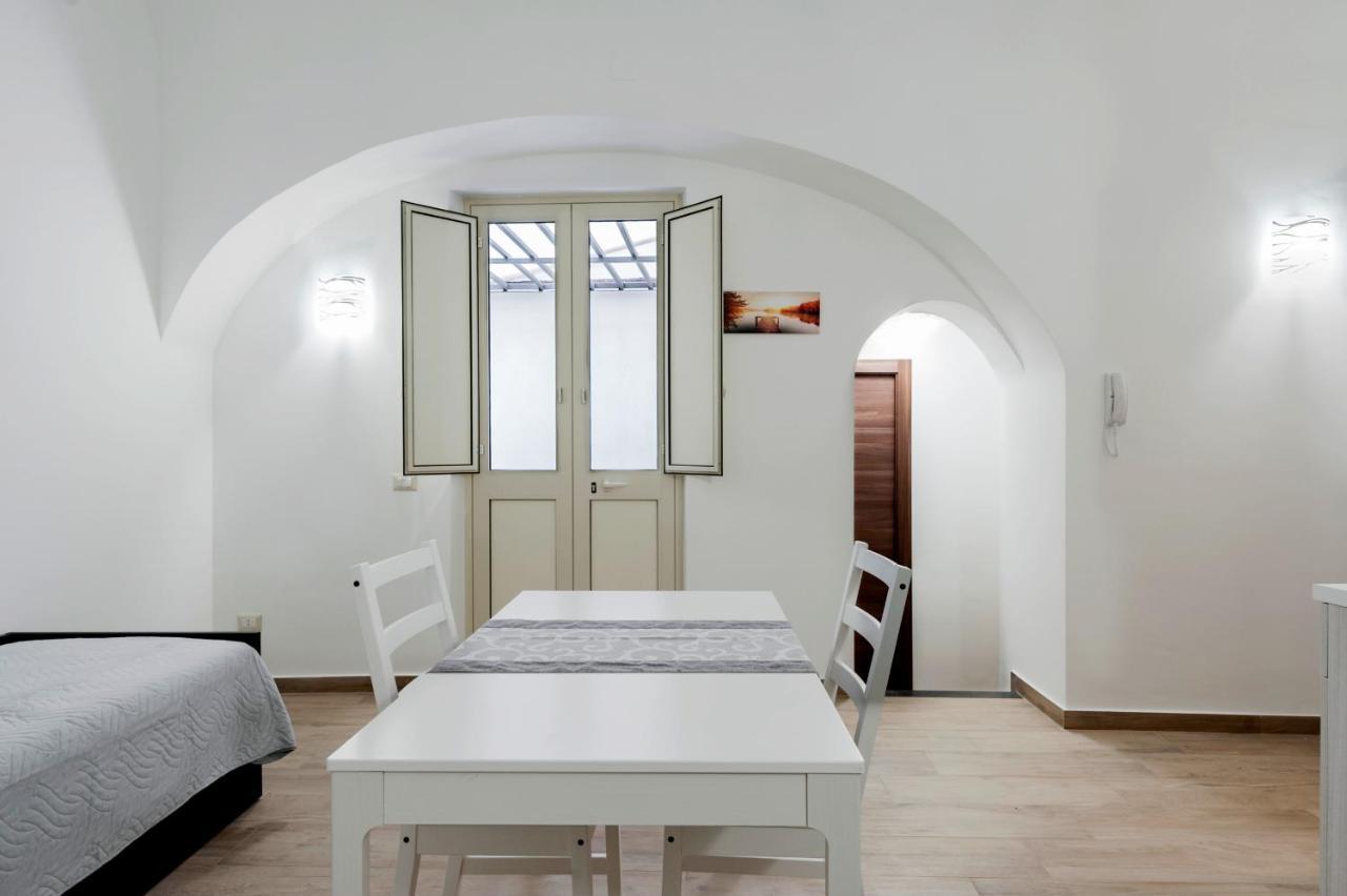 Trinita' 57 Apartments By Wonderful Italy Catania Exterior foto